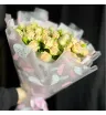 Моно букет из 15 кустовых роз 2
