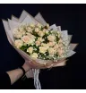 Букет кустовых роз с гипсофилой «Нежное сердце» 2