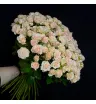 Букет из 51 кустовой розы «Нежное послание»