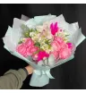 Сборный букет «В самое сердце» 4