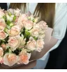 Моно букет из 15 кустовых роз «Чувства» 3