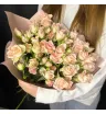 Моно букет из 15 кустовых роз «Чувства» 4