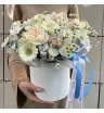 Цветы в коробке «Нежные орхидеи»